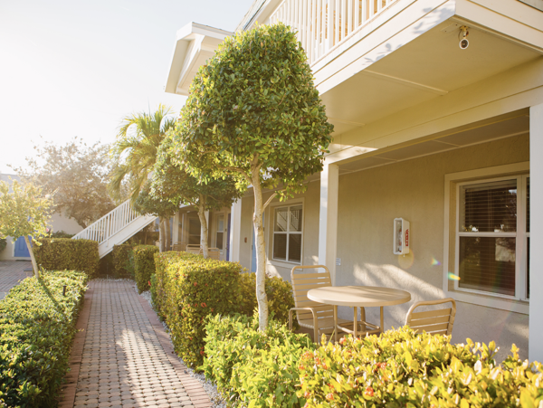 One Bedroom Vacation Rental  Beach Access Across Street!